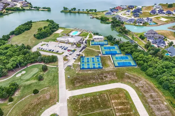 2536 Governors Boulevard, Heath, TX 75126