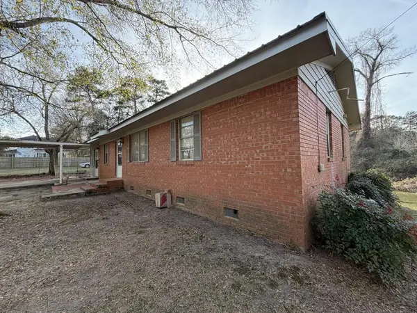 604 Lincoln Street, Mansfield, LA 71052