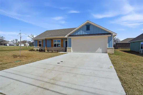 307 Railroad Avenue, Sanger, TX 76266