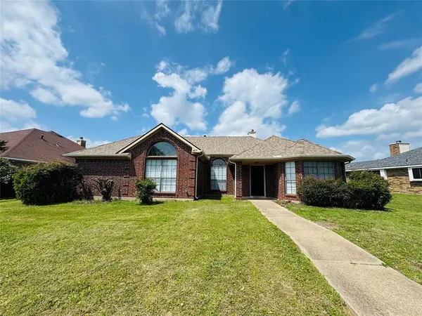 1217 Buckeye Drive, Mesquite, TX 75181