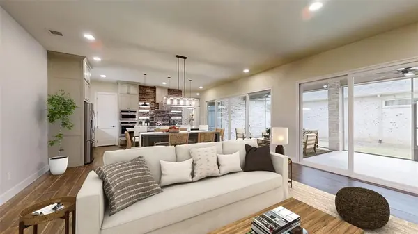 2405 Vineyard Drive, Granbury, TX 76048