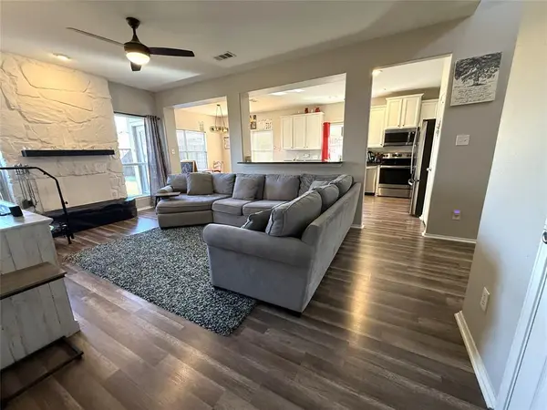 1627 Heron Drive, Aubrey, TX 76227