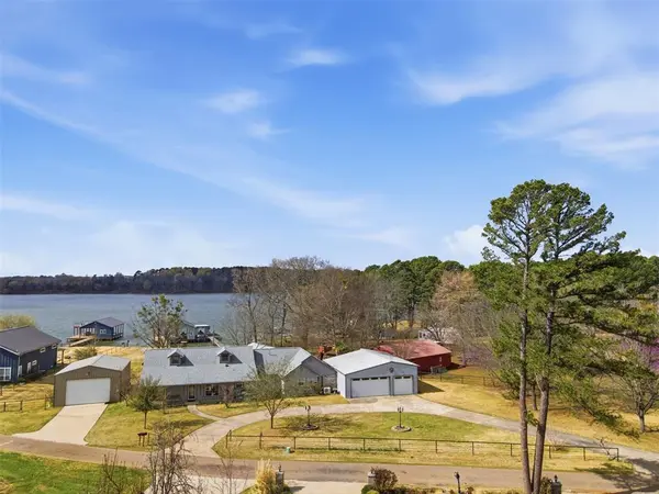 664 County Road 2360, Mount Pleasant, TX 75455