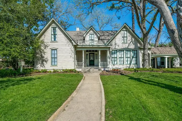 401 Pacific Avenue,  Terrell,  TX 75160