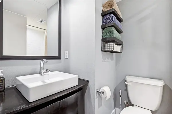 4618 Cedar Springs Road #B, Dallas, TX 75219