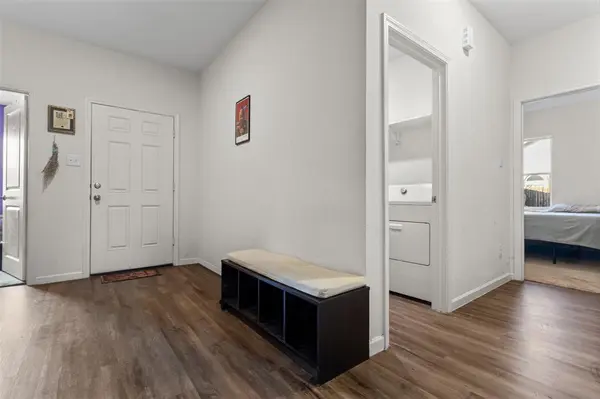 2360 Timbercreek Drive, Glenn Heights, TX 75154