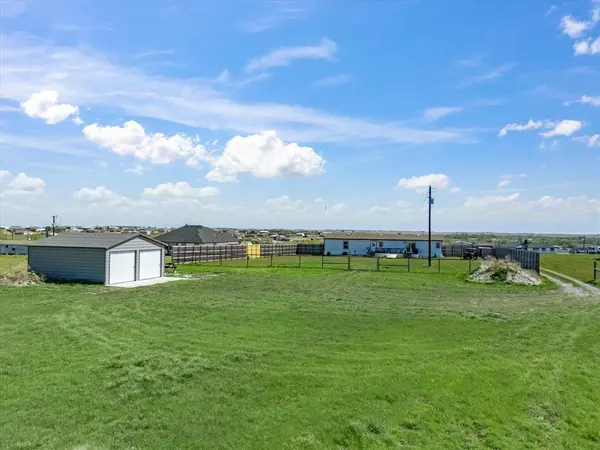 341 Mesa Ridge, Decatur, TX 76234