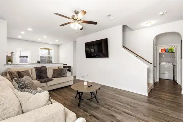 1329 Wentwood Drive, Desoto, TX 75115