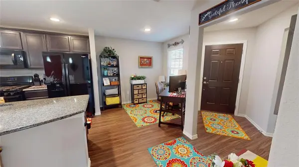 832 Rough Hollow Drive, Mckinney, TX 75071