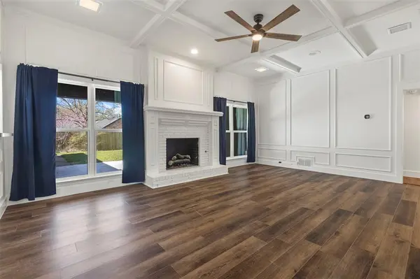 6313 Chelsea Way, Garland, TX 75044