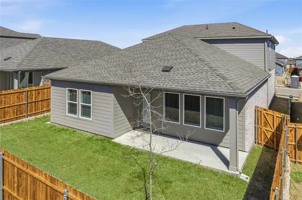 3422 TOMAHAWK Drive, Sherman, TX 75090