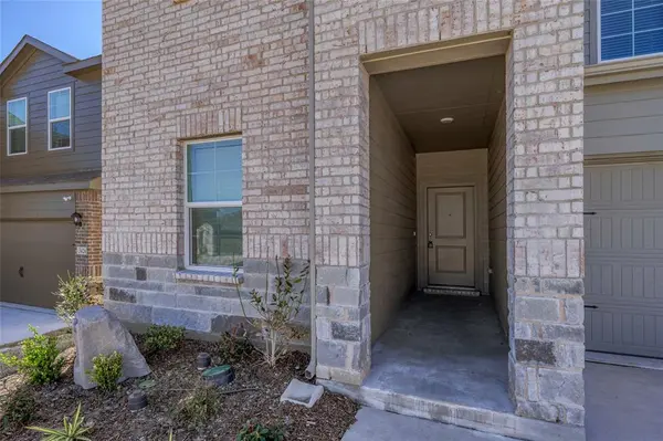 3422 TOMAHAWK Drive, Sherman, TX 75090