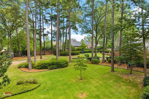 7211 Gilbert Drive, Shreveport, LA 71106