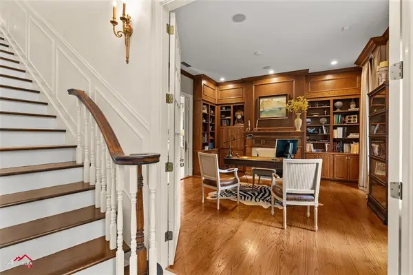 7211 Gilbert Drive, Shreveport, LA 71106