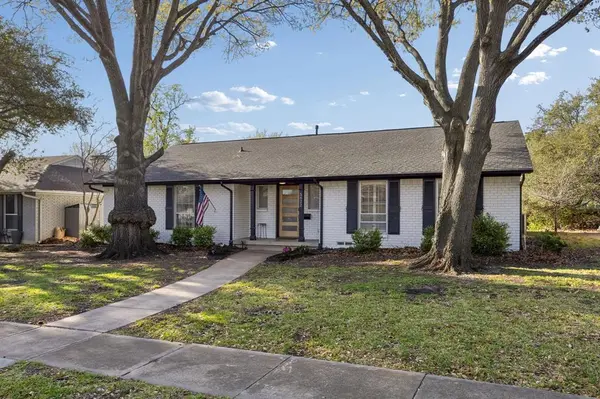 5622 Ledgestone Drive, Dallas, TX 75214