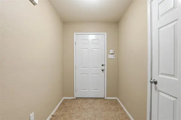 5762 Firethorn Drive, Dallas, TX 75249