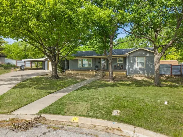3154 Chamness Court, Haltom City, TX 76117