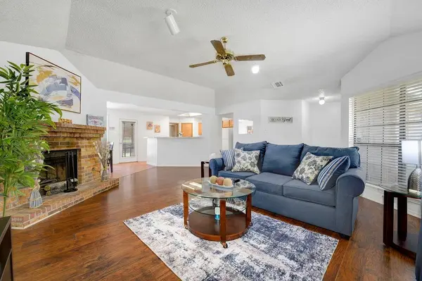 4823 Hollow Ridge Road, Dallas, TX 75227