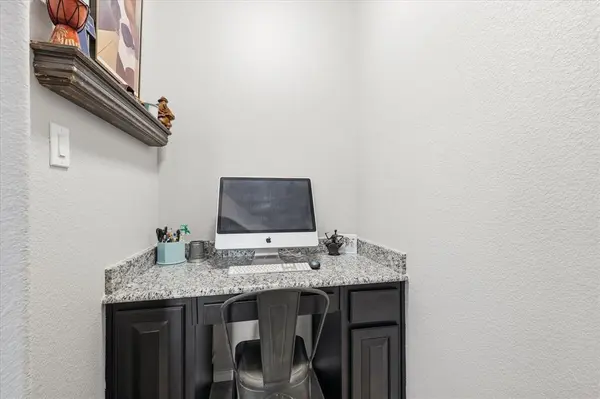 11500 Starlight Ranch Trail, Fort Worth, TX 76052