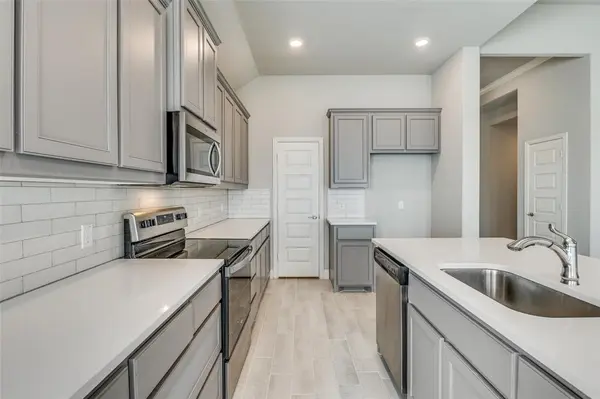 6206 Horizon Drive, Midlothian, TX 76065