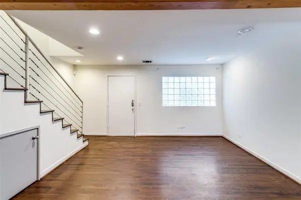 4134 Travis Street #17, Dallas, TX 75204