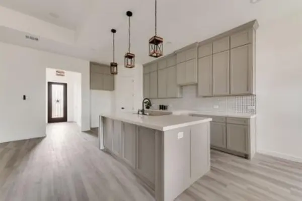 2729 Pike Drive, Lancaster, TX 75134