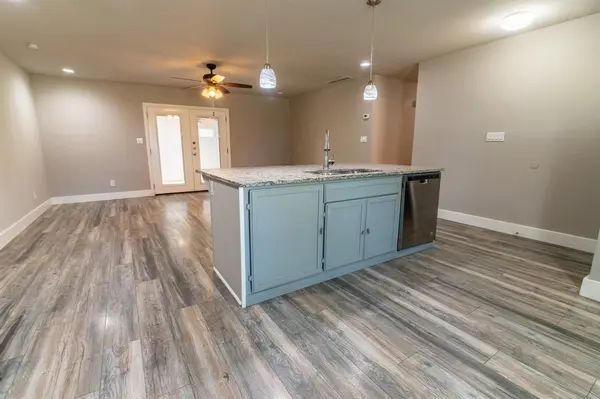 807 Meadow Mead Drive, Allen, TX 75002