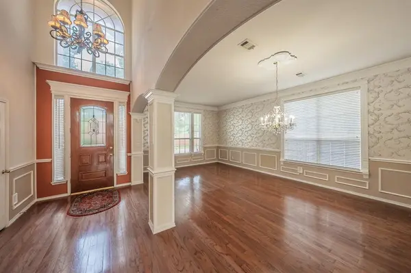 5549 Mountain Valley Drive, The Colony, TX 75056