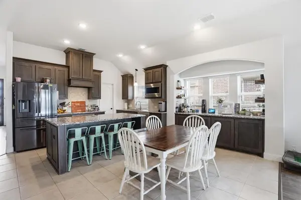 10004 White Pine Drive, Fort Worth, TX 76131