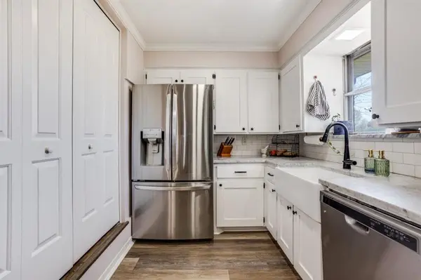 11123 Paddock Circle, Dallas, TX 75238