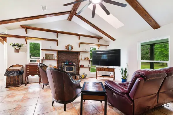 505 N Howison Street, Bogata, TX 75417