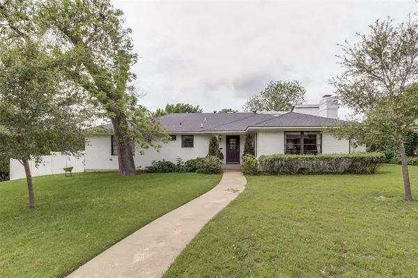 1123 Waterford Drive, Dallas, TX 75218