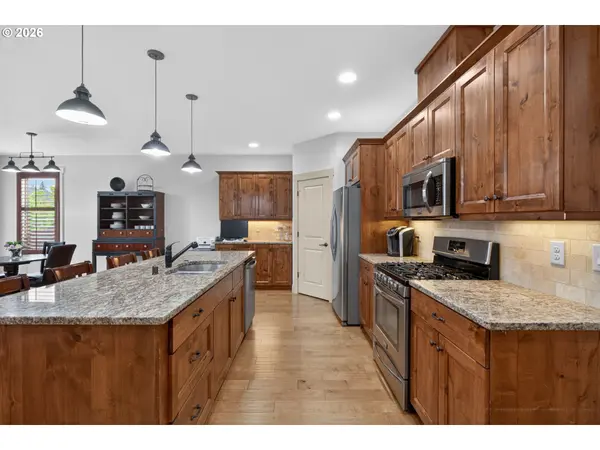 2003 NW 17TH ST, Battle Ground, WA 98604