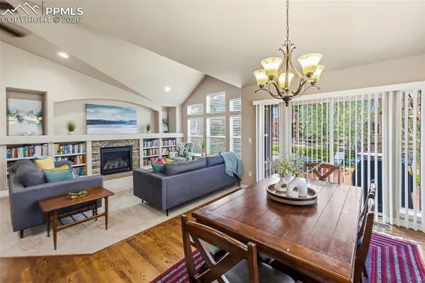 1102 Crystal Basin DR, Colorado Springs, CO 80921