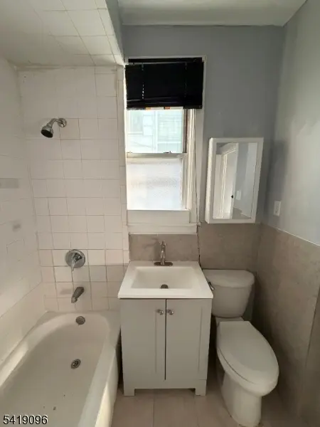 329 Columbia Ave, Jersey City, NJ 07307