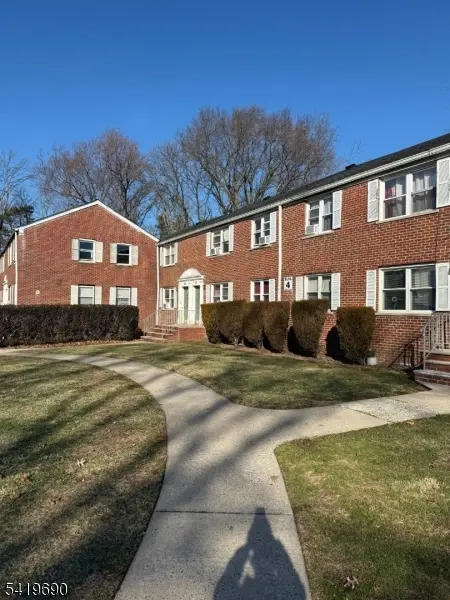 12 A Carolyn Terrace #12, Roselle Boro, NJ 07203