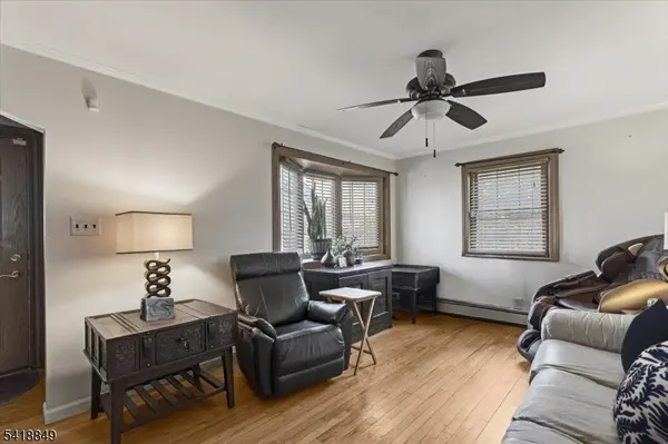 426 Brook Ct, Plainfield City, NJ 07060