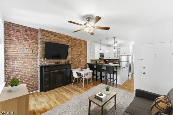 211 14Th St #3R, Hoboken City, NJ 07030