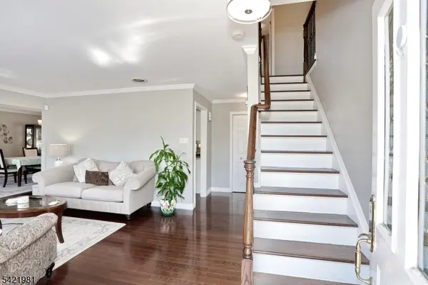 26 Scrivani Dr, Wanaque Boro, NJ 07465