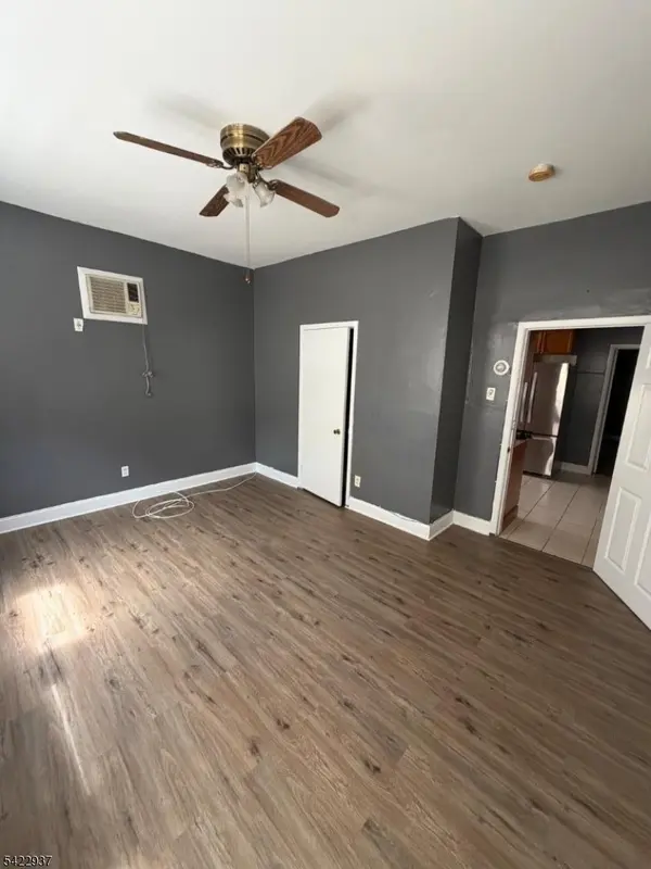 32 Rosehill Pl, Irvington Twp., NJ 07111