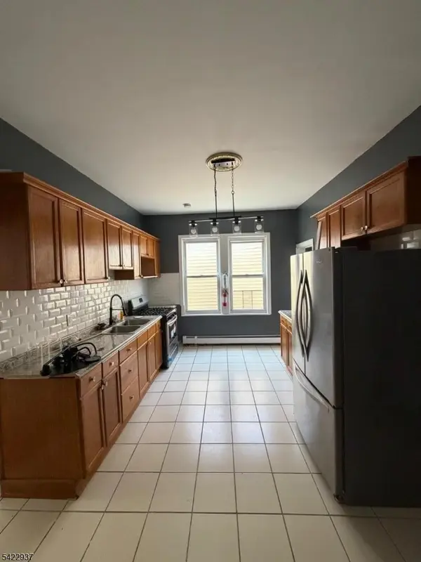 32 Rosehill Pl, Irvington Twp., NJ 07111