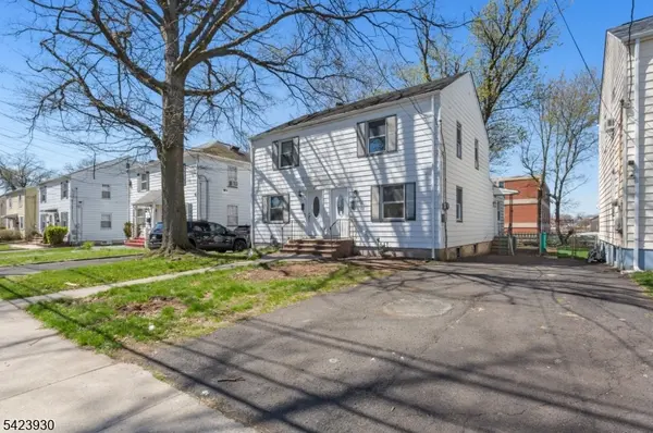 325 Hollywood Ave, Hillside Twp., NJ 07205