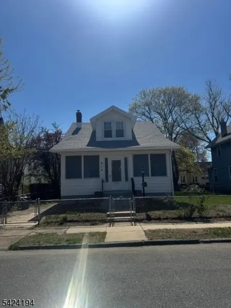 814 Somerset St, Gloucester City, NJ 08030