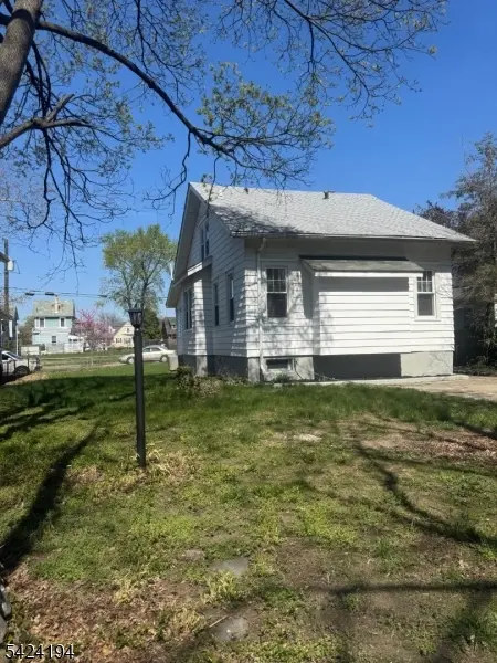 814 Somerset St, Gloucester City, NJ 08030