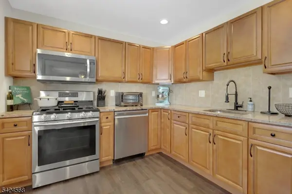 23 Up Mt Glen Lake Dr, West Milford Twp., NJ 07480