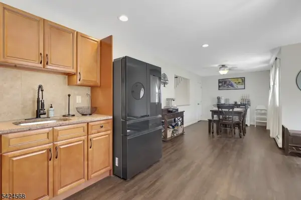 23 Up Mt Glen Lake Dr, West Milford Twp., NJ 07480