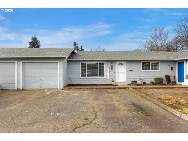 233 SE 3RD AVE, Canby, OR 97013