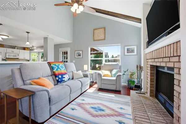 5672 Corinth DR, Colorado Springs, CO 80923