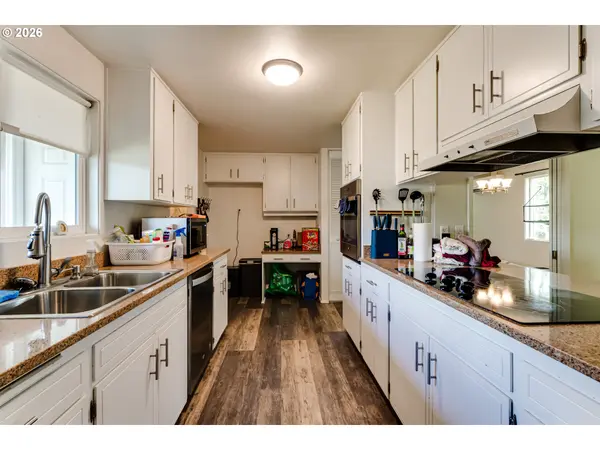 1812 BRITTANY ST, Eugene, OR 97405