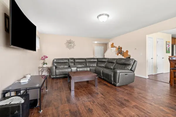 5798 Sable Ridge DR SE, City Of Kentwood, MI 49508